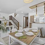 Casahost Casa Ahul Family Time بيت للعطل *
